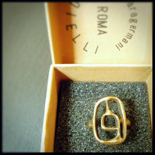 Carica l'immagine nel visualizzatore di Gallery, Anello O2