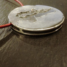Load image into Gallery viewer, Medaglione per Benedetta