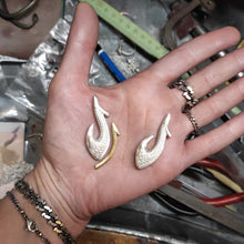 Load image into Gallery viewer, Ami Polinesiani per Chris