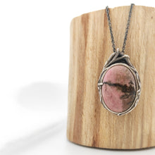 Load image into Gallery viewer, Pendente O11