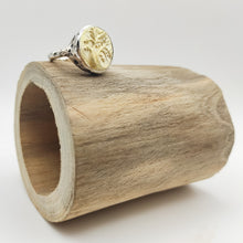 Carica l'immagine nel visualizzatore di Gallery, Anello C9