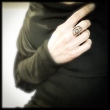 Carica l'immagine nel visualizzatore di Gallery, Anello O2