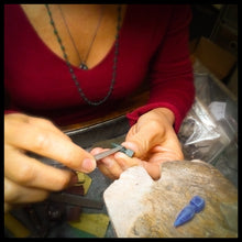 Carica l'immagine nel visualizzatore di Gallery, Collana Preistorica