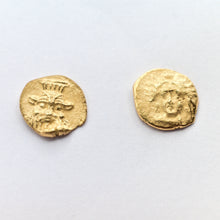 Carica l'immagine nel visualizzatore di Gallery, Orecchini C14