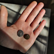 Carica l&#39;immagine nel visualizzatore di Gallery, Monete Antiche
